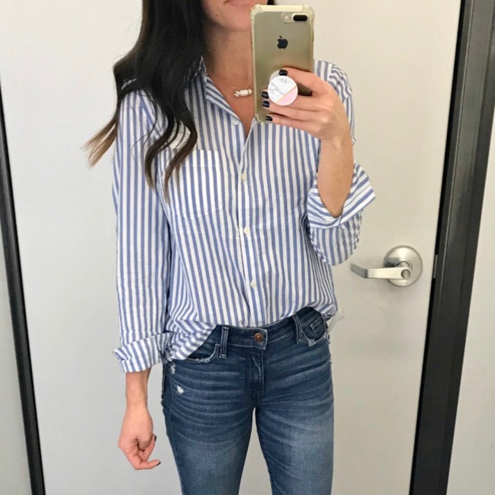 Old Navy Button down blouse.  NWT size xl